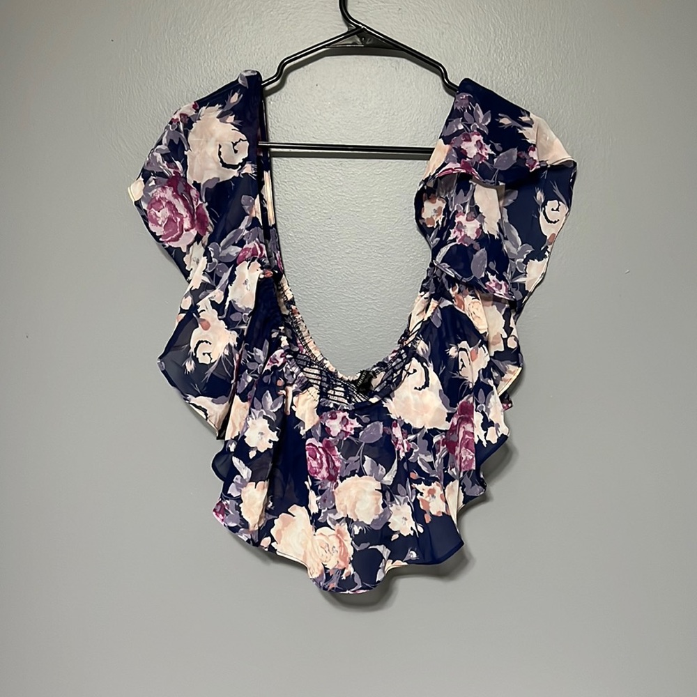never worn forever 21 medium crop top